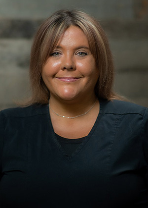 Loren – Office Manager